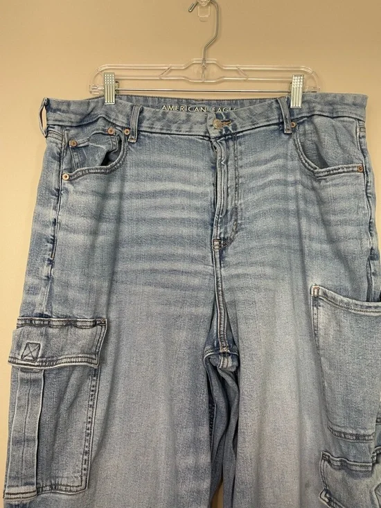 American Eagle Light Wash Denim Cargo Jeans - Picture 3 of 8